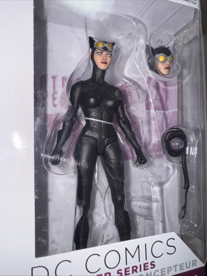 Boneco de ação DC Direct Comics Designer Series Catwoman Jae Lee 6” novo lote raro - Imagem 3 de 4