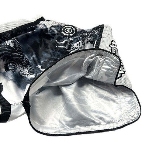 Fluory Eternity Luna Retro Muay Thai Shorts Black White - Picture 4 of 5