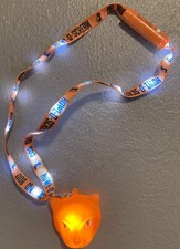 Howl O Scream Busch Gardens Lanyard LIGHT UP NECKLACE RARE!!! WILLIAMSBURG VA.