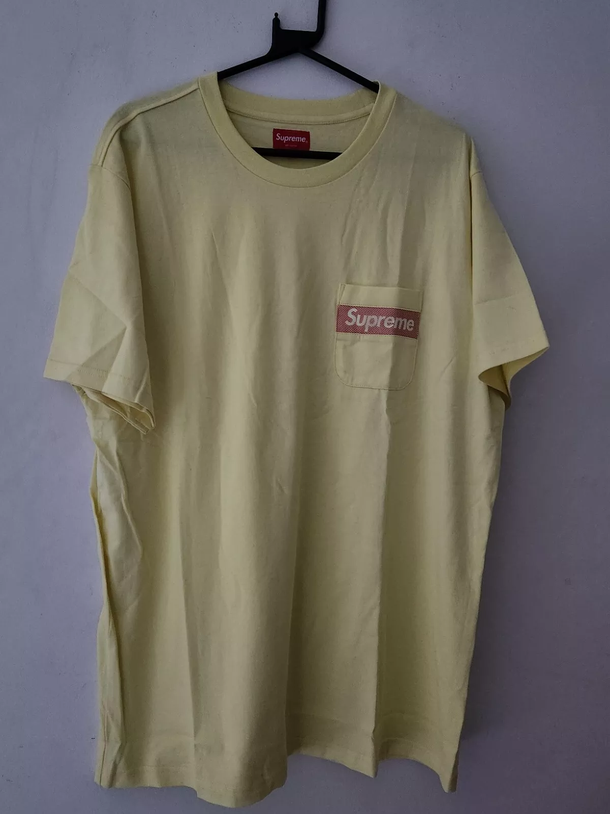 SS19 Supreme Maille Rayure Poche T Shirt Jaune Pâle XL Nouveau Rouge Logo Boite