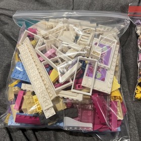 LEGO Friends: Heartlake Shopping Mall 41058 ~ 100% Complete with Manual (No Box)