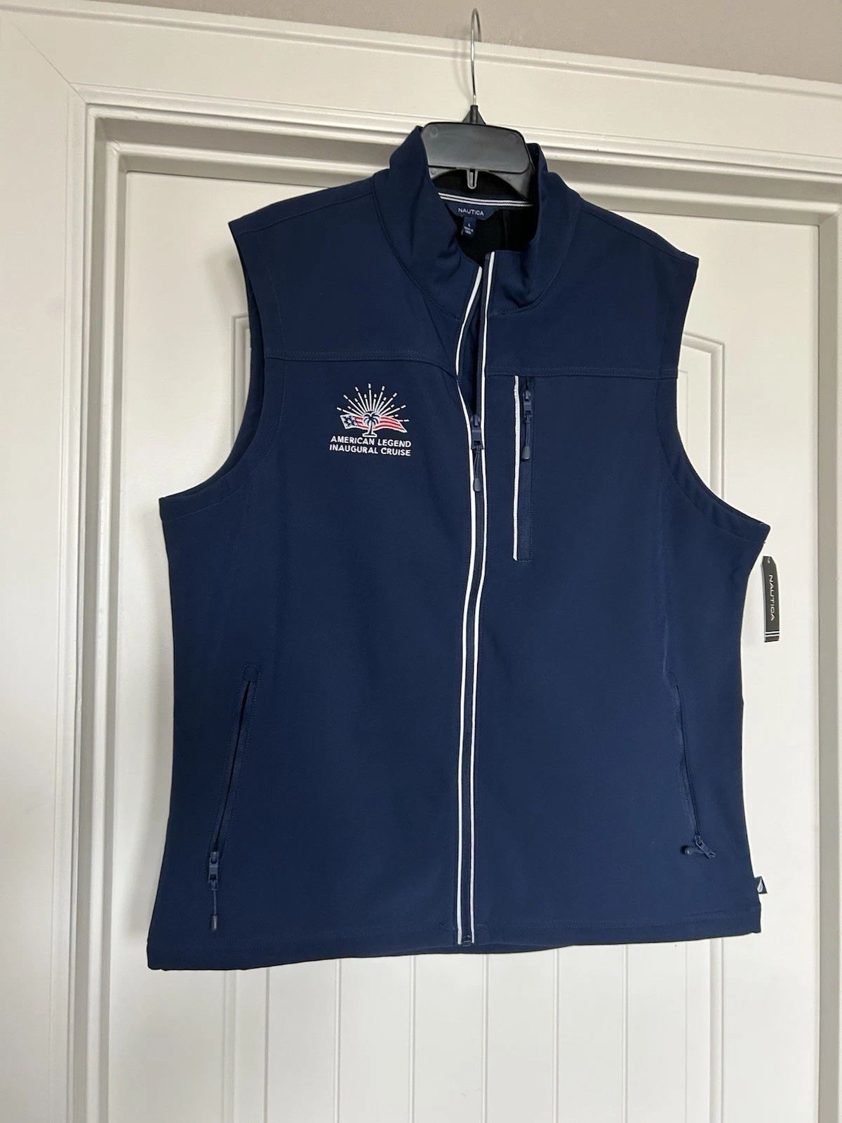 Nautica Men’s Wavestorm Softshell Vest Navy Blue Company Logo Sz L New w/ Tags