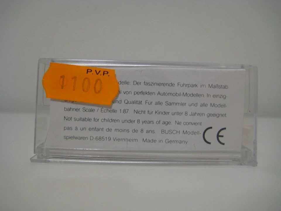 Busch H0 48103 - Coche de policía Volkswagen Passat Variant - Imagen 4 de 4