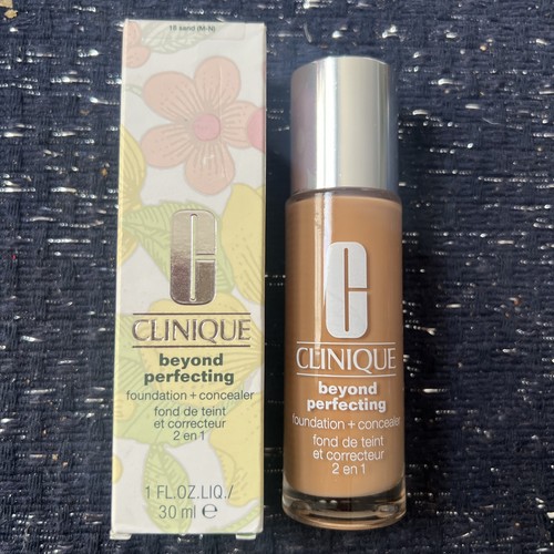CLINIQUE Beyond Perfecting Foundation + Concealer 18 Sand (M-N) 1oz New in Box - Picture 2 of 9