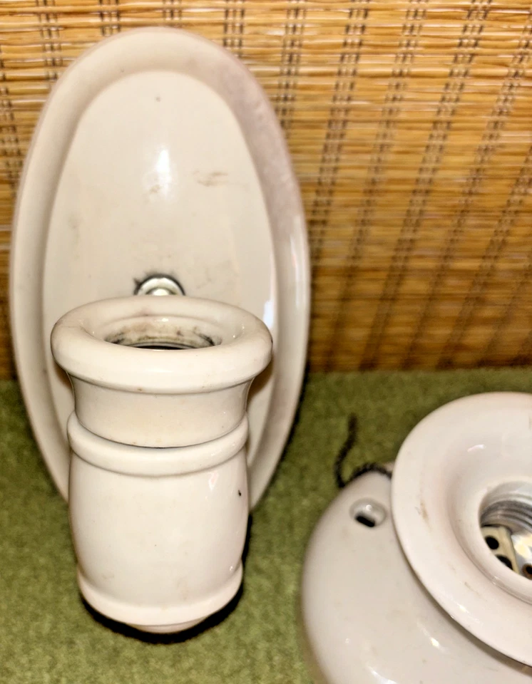 (3) Lámparas antiguas de porcelana blanca Art Deco tocador de baño sobre fregadero Foto 2 de 4