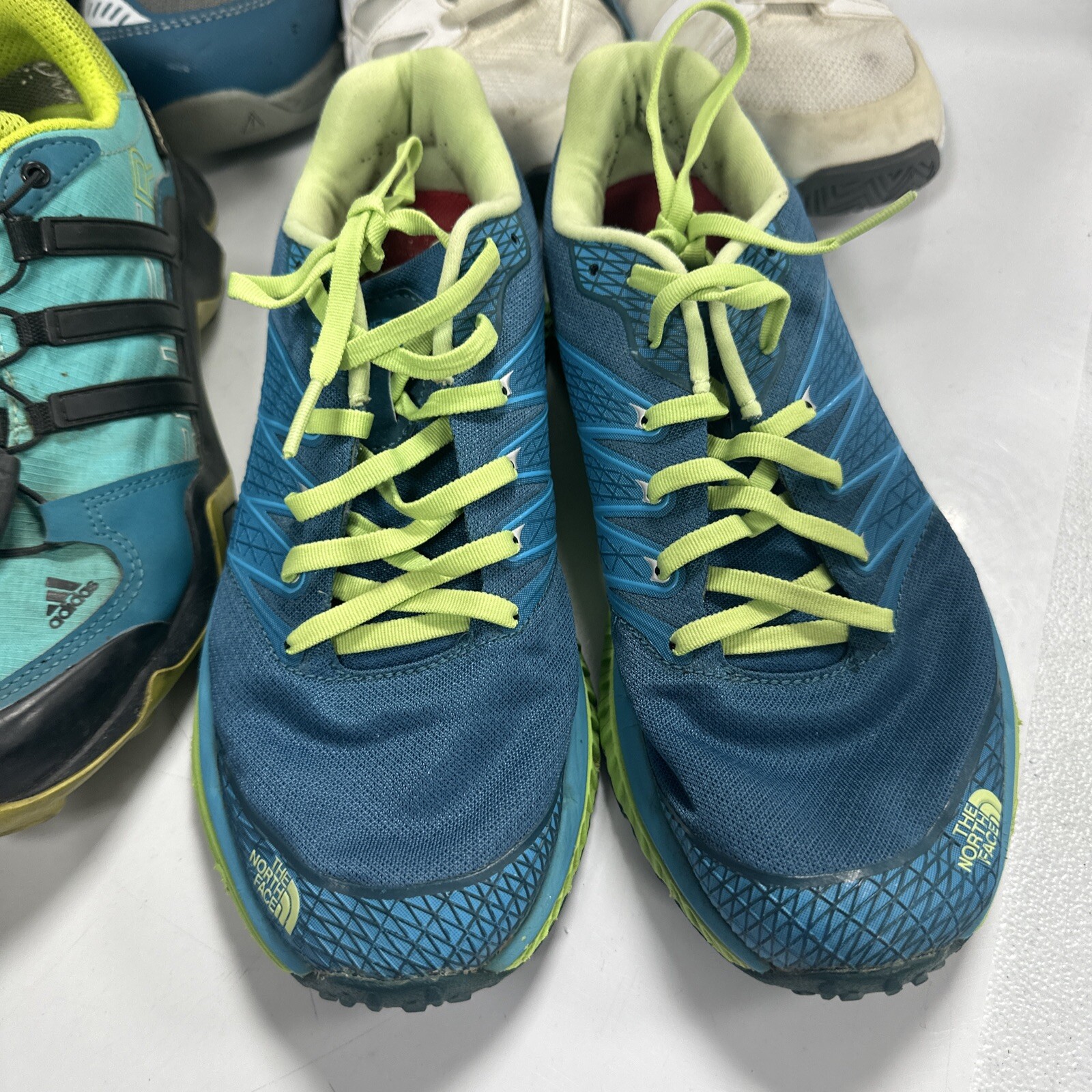 4x paia di scarpe da donna taglia 6 5 North Face Keen Nike Adidas sneakers escursionismo attivo