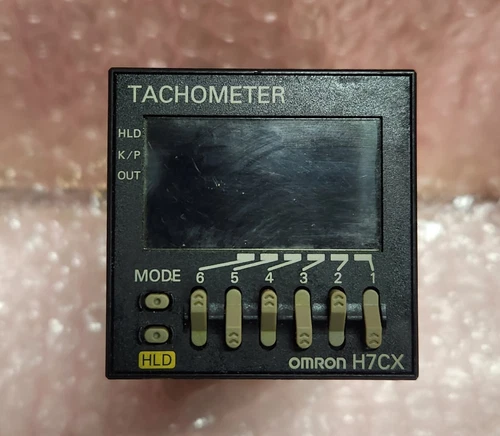 OMRON H7CX H7CX-R11D1-301  DIGITAL COUNTER TESTED FREE SHIPPING USA STOCK