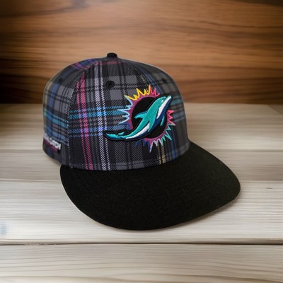 Miami Dolphins Plaid Fitted Hat - Size 7 3/4 2024 NFL New ERA