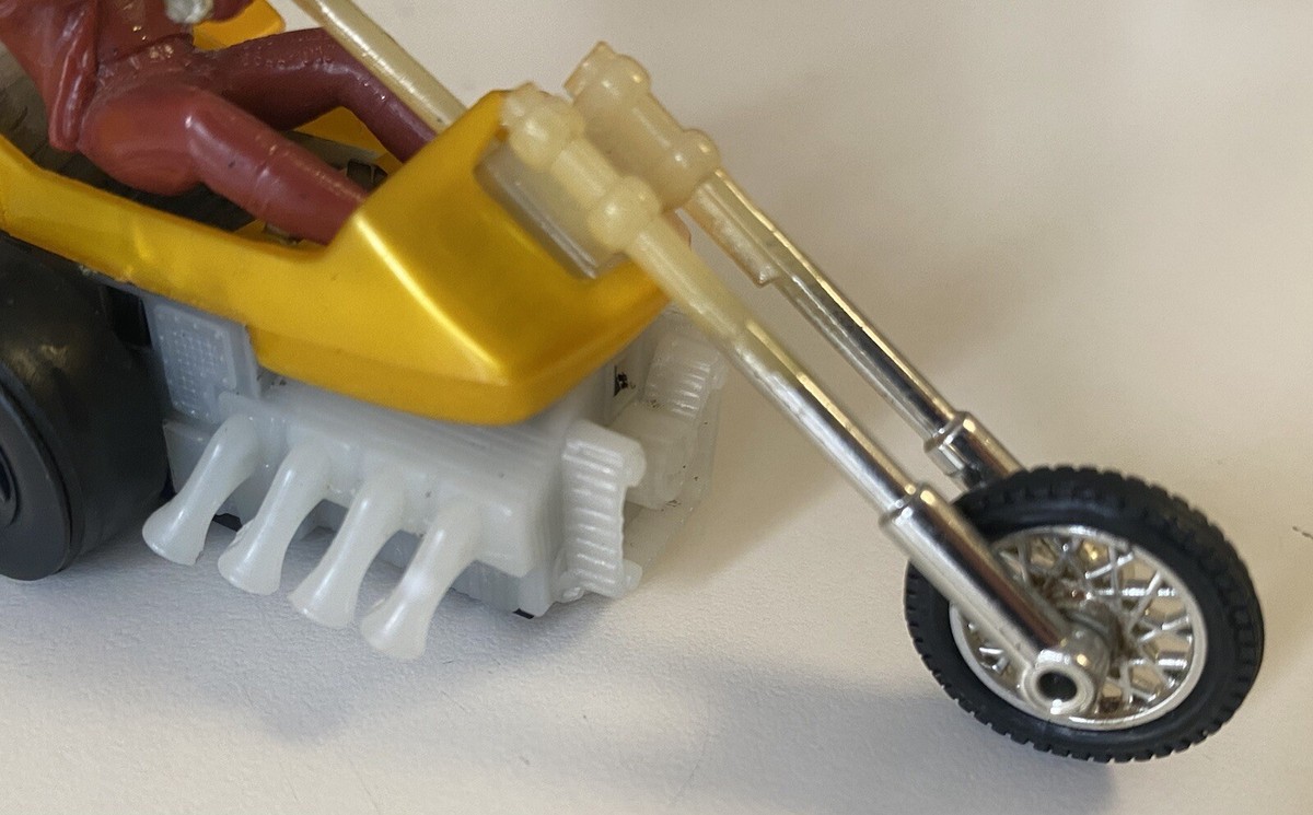Mattel Hot Wheels Chopcycles Speed Steed Sizzler 1971 Gold Mattel Hot Wheels Chopcycles Speed Steed Sizzler 1971 Gold