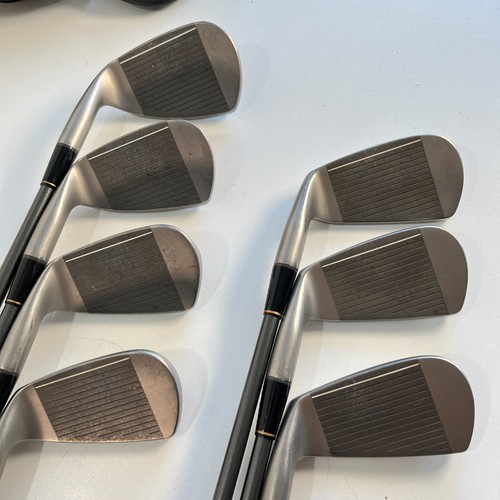 Prgr The Data 750 Iron Set 5-PW GW Graphite Stiff Flex M-40 w/ Head Covers +.5" - Picture 4 of 12