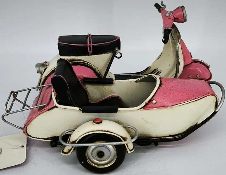 VESPA Piaggio sidecar 1/10 scale metal model YES withe+pink 23cm - nuovo - Immagine 3 di 4