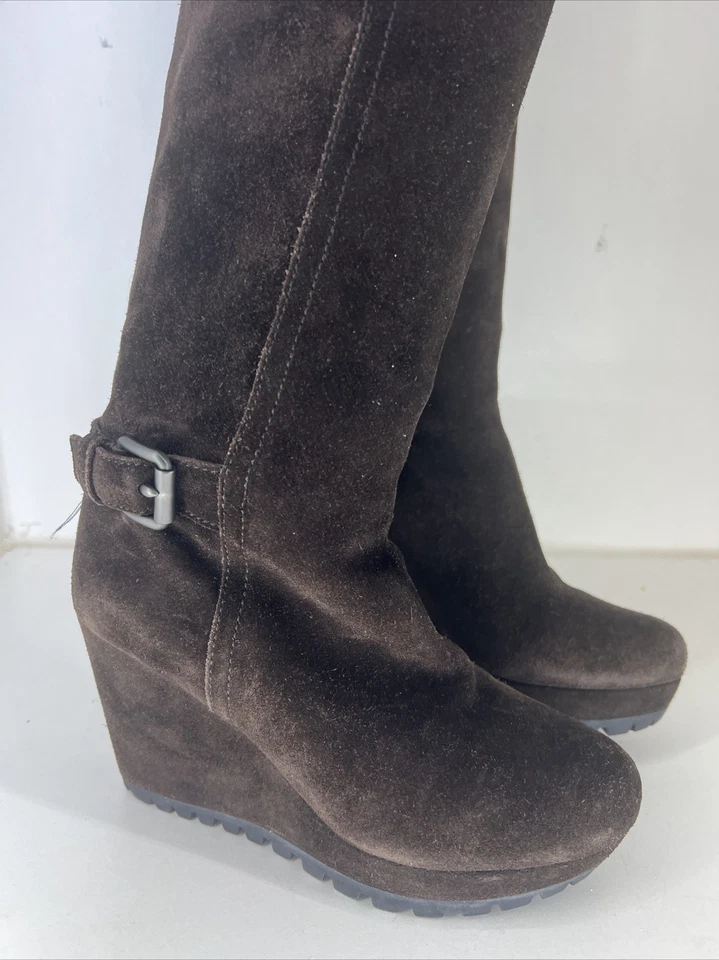 Botas de cuña PRADA Sport Moro de gamuza de cuero marrón hasta la rodilla EUR 35,5 Foto 2 de 4