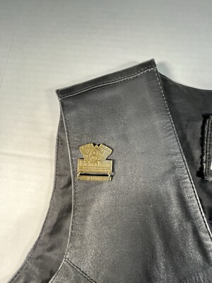Gilet Cuir Biker Homme Barneys – Taille 44 – Vintage Avec Pins Et Patchs Harley