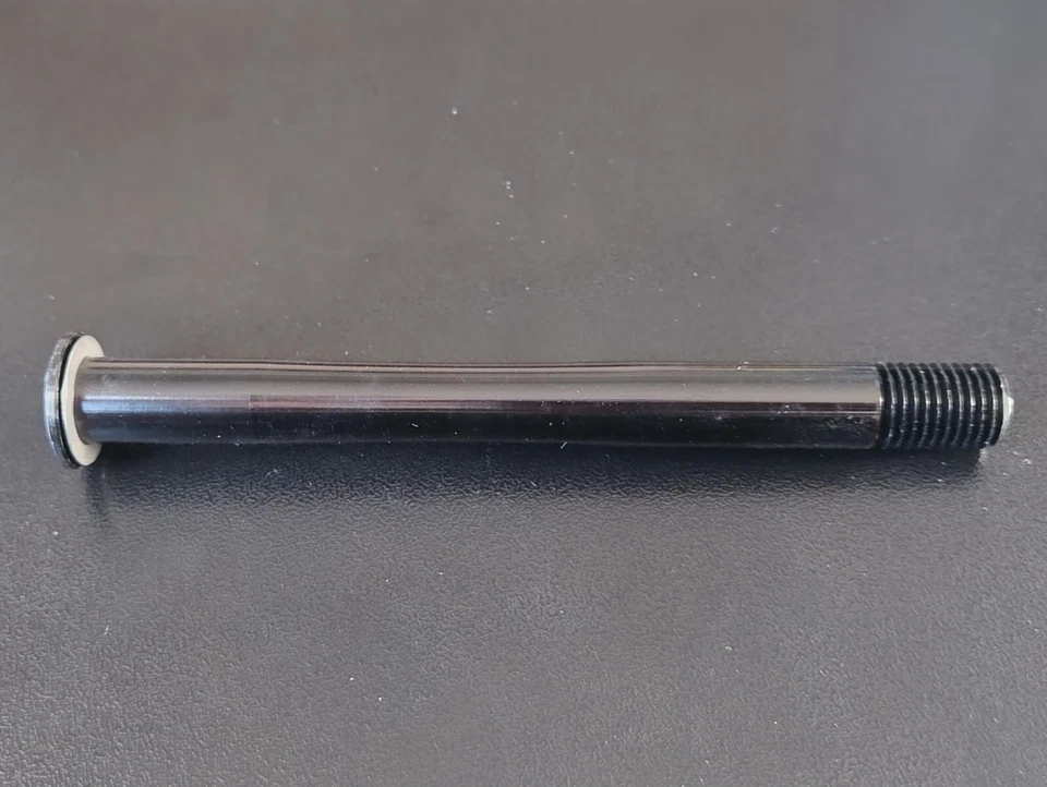 12mm x 125mm x 1.5mm Bike Thru Axle - Image 2 of 4