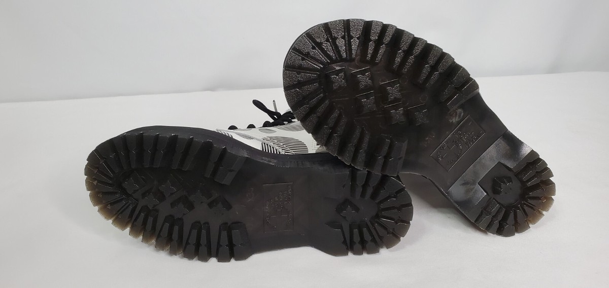 Dr Martens Jadon US 6/UK4/37 Polka Dot Smooth Leather Dr Martens Jadon US 6/UK4/37 Polka Dot Smooth Leather