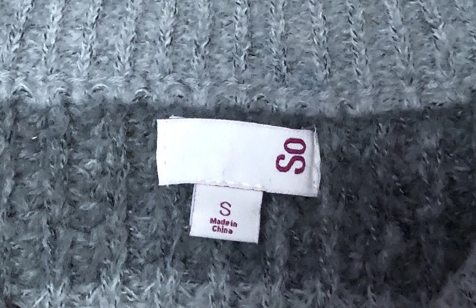 Vintage Women’s SO Crew Neck Striped Chunky Knit Lightweight Sweater Size SMALL - Image 2 of 4