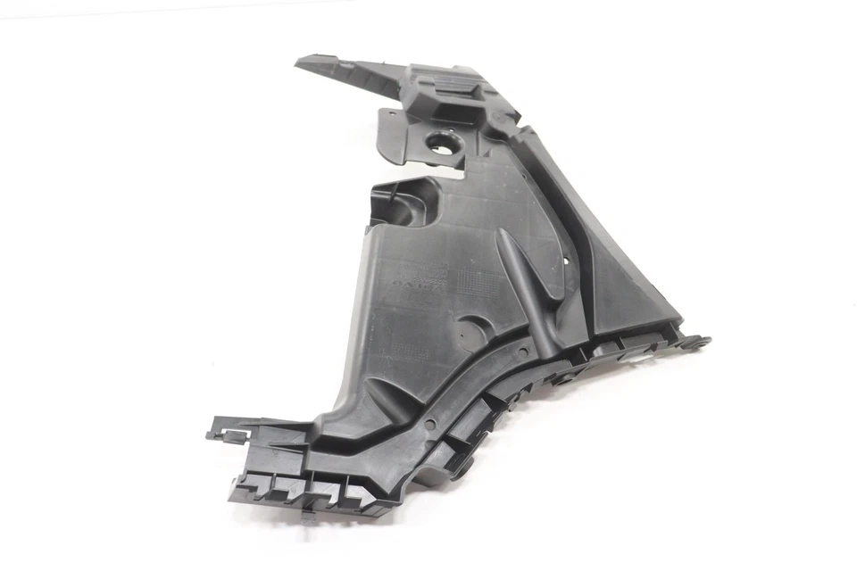 Soporte de parachoques Volvo XC60 2020 Foto 3 de 4