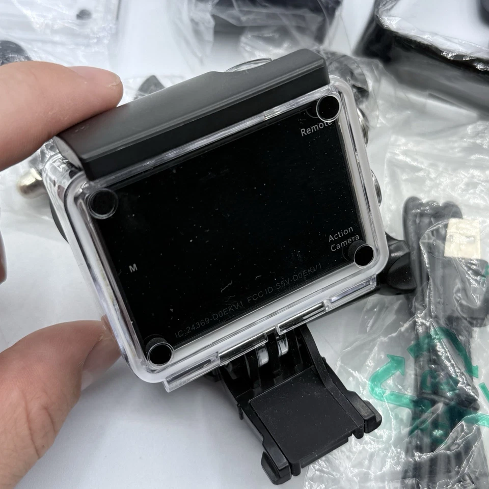 AKASO EK7000 4K Ultra HD Underwater Sports Action Camera Accessories - Image 4 of 4