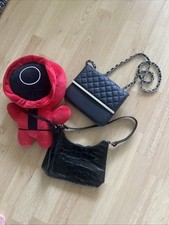 2 Handtaschen + Kuscheltier 