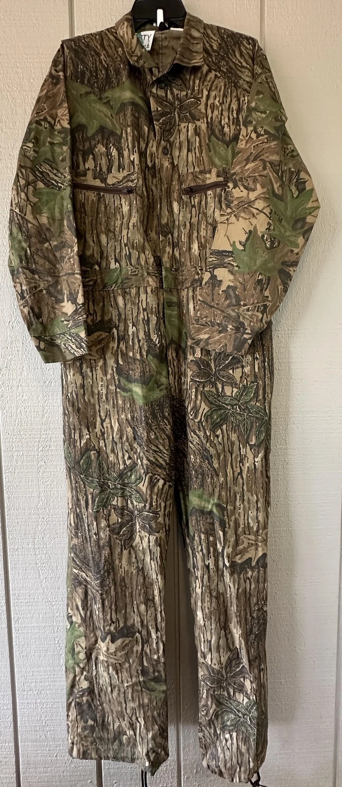Liberty Rugged Outdoor Gear Coveralls Mens Large Brown Realtree Camo Hunting
Opens in a new window o