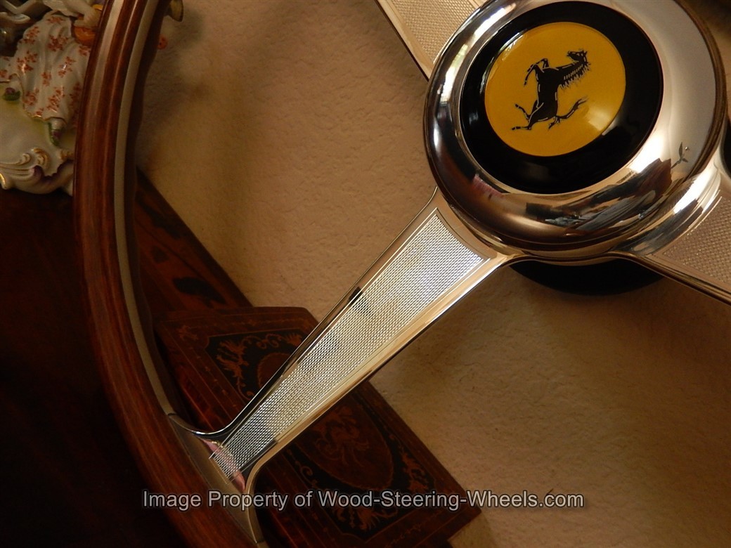 FERRARI 365 2+2  NARDI &C  Steering Wheel Wood  41 cm + Hub  Horn Button NOS