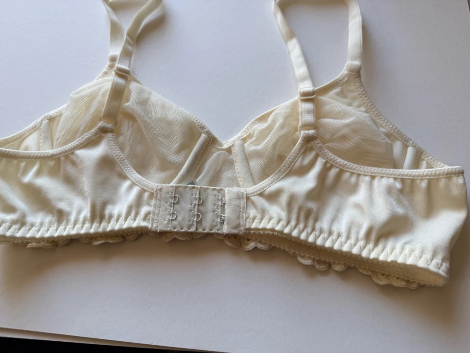 Sujetador con aros 36 A Olga 33042 vintage simplemente sedoso satinado años 90 marfil Foto 4 de 4