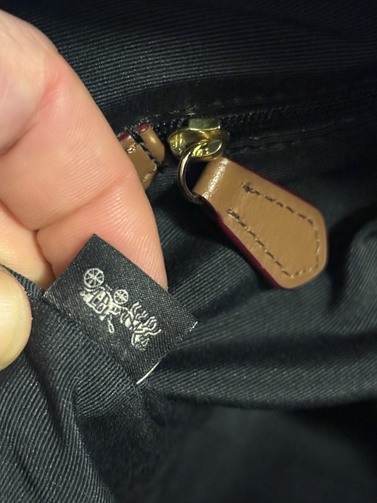 Coach Patterned Bag - image 9