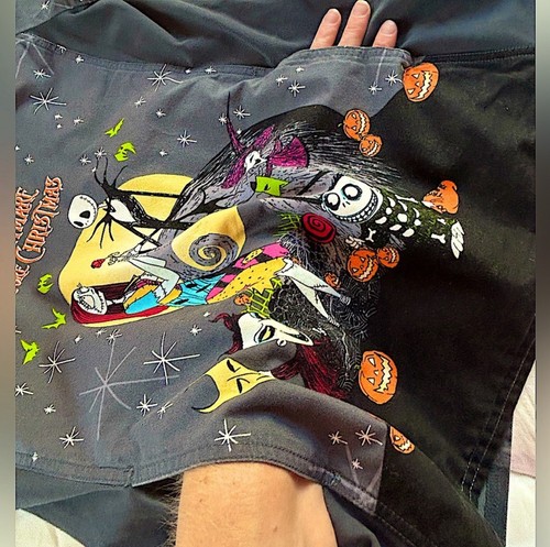 Rare Disney Nightmare before Christmas Halloween scrub top jack Sally pocket M - Picture 5 of 9