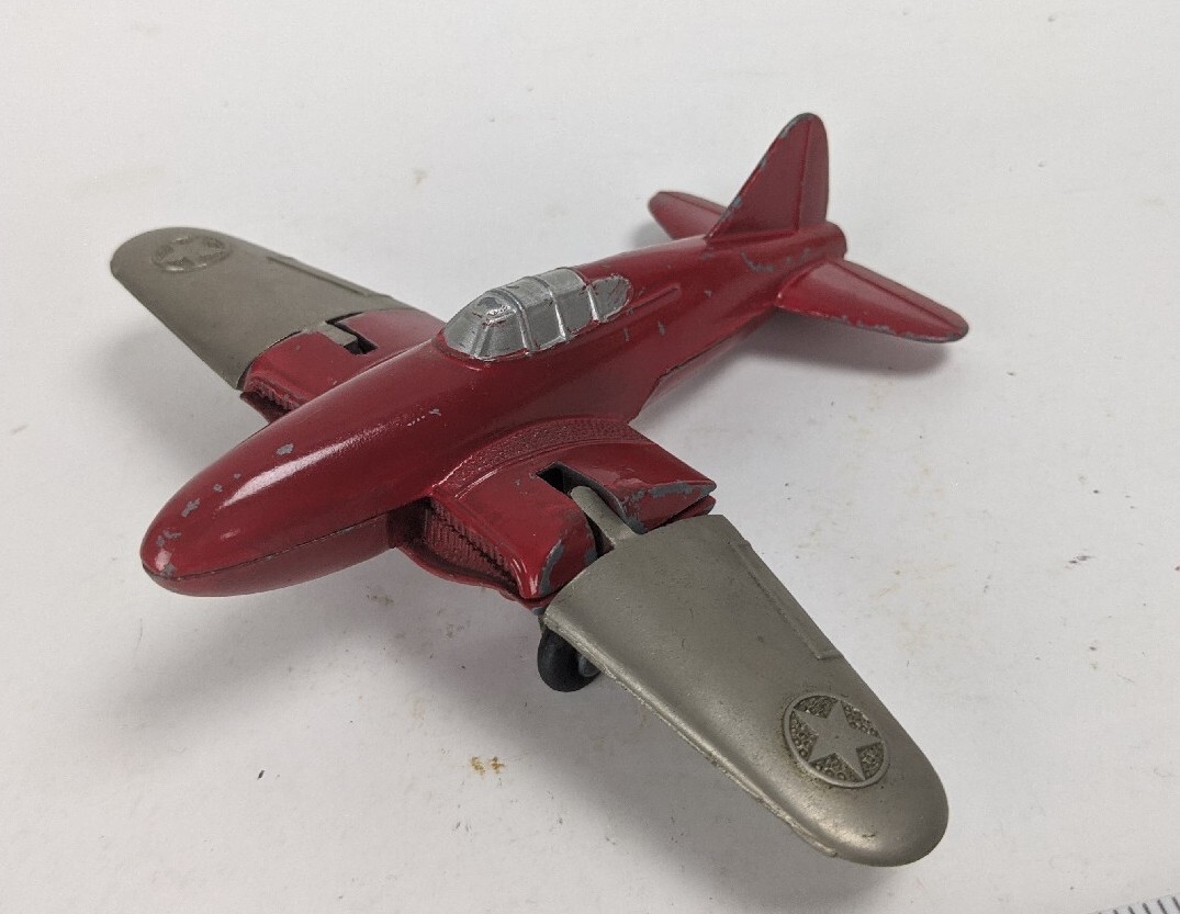 HUBLEY KIDDIE TOY ブリキ　飛行機　アメリカ　ビンテージ Hubley Kiddie Toy American Eagle Fighter Bomber & P-47 airplane