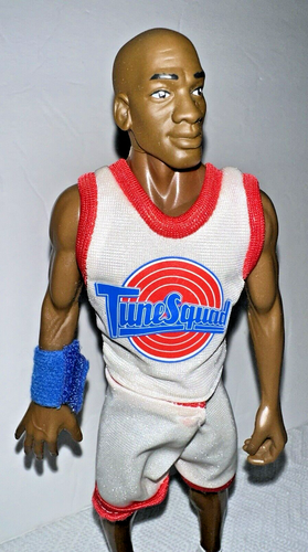 Warner Bros. 1996 Space Jam MICHAEL JORDAN Tune Squad Action Figure 9” W/ Stand - Picture 5 of 12