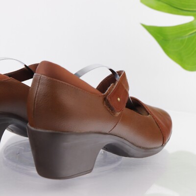 Clarks Womens Emily Pearl Mary Jane Pump Size 9.5 Brown Leather