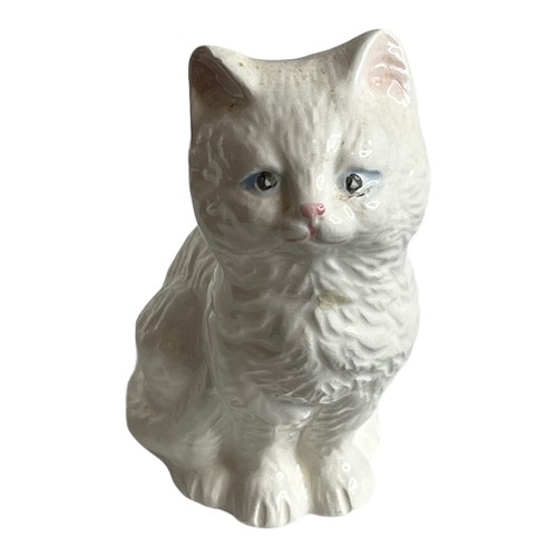 Gatito persa de cerámica blanco gatos ojos azules acostado de pie sin marcas - Imagen 5 de 14