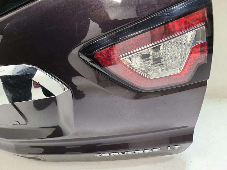 2013 2014 2015 2016 2017 CHEVROLET TRAVERSE Trunk/Hatch/Tailgate Foto 4 de 4