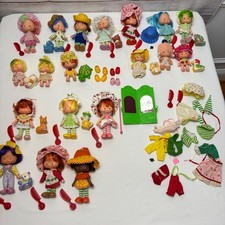 Vintage 1980s Strawberry Shortcake Dolls, Figurines, Accessories Lot 19