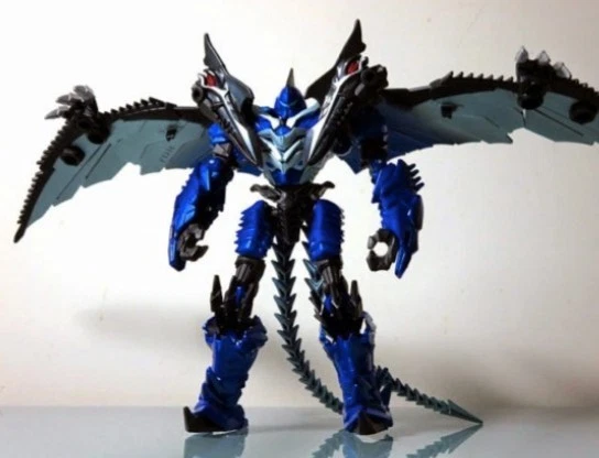 Transformers 4 Aoe Age of Extiction ad24 Strafe Deluxe class nuovo takara tomy - Immagine 3 di 4