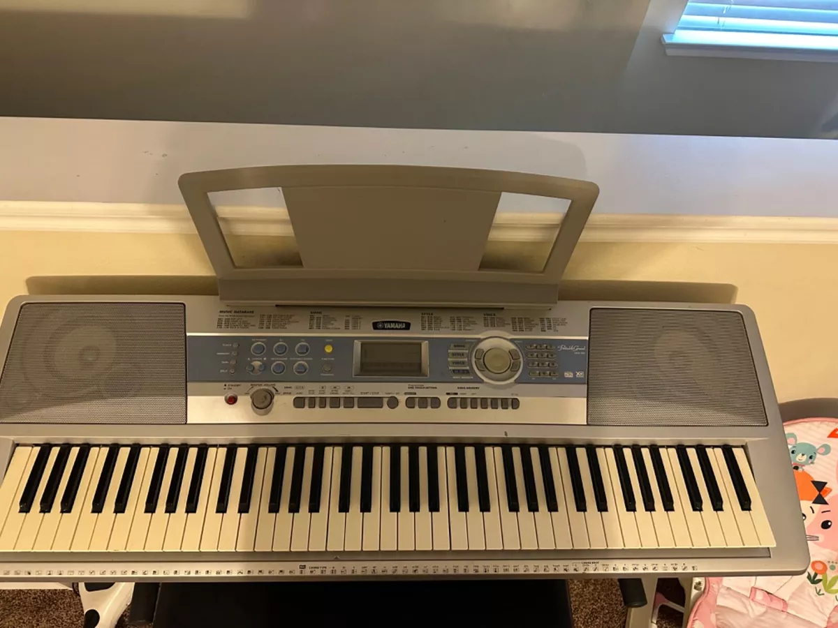 Yamaha dgx 200 sale keyboard