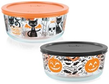 Pyrex 7 Cup HALLOWEEN Cats & Bats FIENDISH FR...