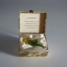 Messengers Paisley Collection Yellow Rose About Face Designs Grandmother Mini