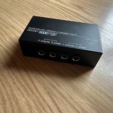 Behringer MICROHD HD400 Stereo Hum Destroyer