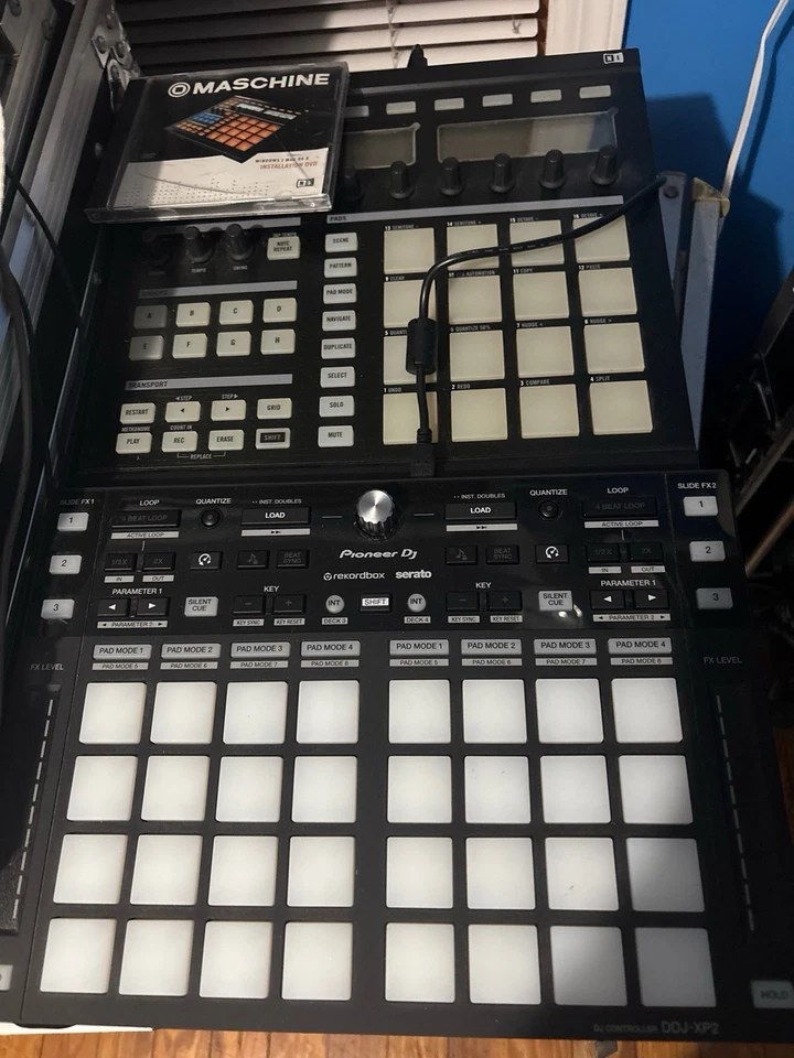 Equipamento de DJing Pioneer - Imagem 2 de 3