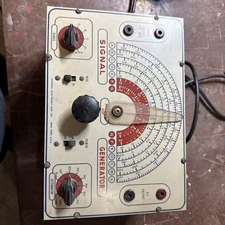 General Electronic Dist. Co. New York USA  Signal Generator Model 200 Parts Only