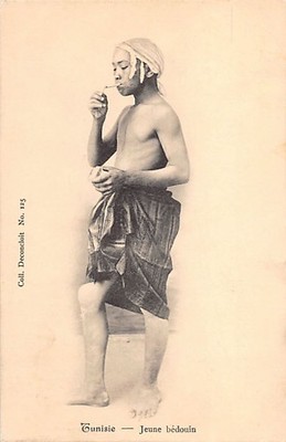 Tunisia - Young Bedouin smoking a cigarette - Ed. Deconcloit 125