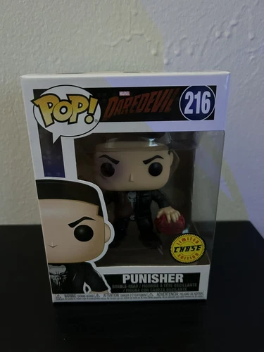 Funko Pop! Marvel: Daredevil - Punisher (Holding DD Mask) - #216 - Chase Limited