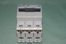 DISJONCTEUR HAGER 3P 32A 10kA