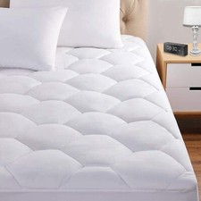 Queen Mattress Pad, 8-21" Deep Pocket Protector Ultra Soft Quilted Fitted Top...
