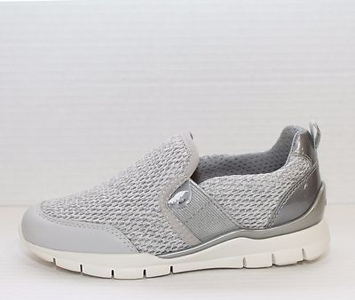 GEOX JUNIOR SCHUHE SLIP-ON MÄDCHEN/MÄDCHEN AUS LEINWAND UND LACK LINIE SUKIE J723GF