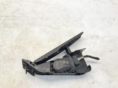 17 18 BMW i3 94 Ah Range Extender Hatchback 4D 0.7 Gas Accelerator Pedal OEM B - Picture 6 of 9
