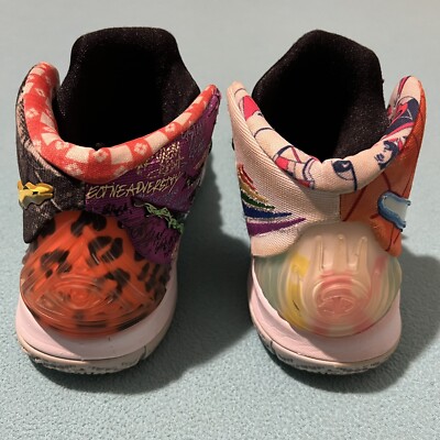 Nike Kybrid S2 バスケットボールシューズ ピンク Nike / Kybrid S2 / Size 4Y / What The Kyrie / Pineapple House