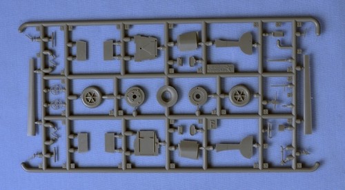 Wingsy Kits D5-07 - 1/48 D5-07 German WWII Fighter Messerschmitt Bf.109 E-1 - Picture 6 of 12