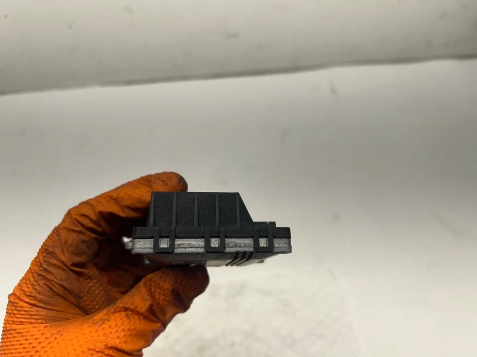 Computadora módulo unidad de control OEM PARA BMW E46 325ci 330ci 2004-2006 6939069 Foto 4 de 4